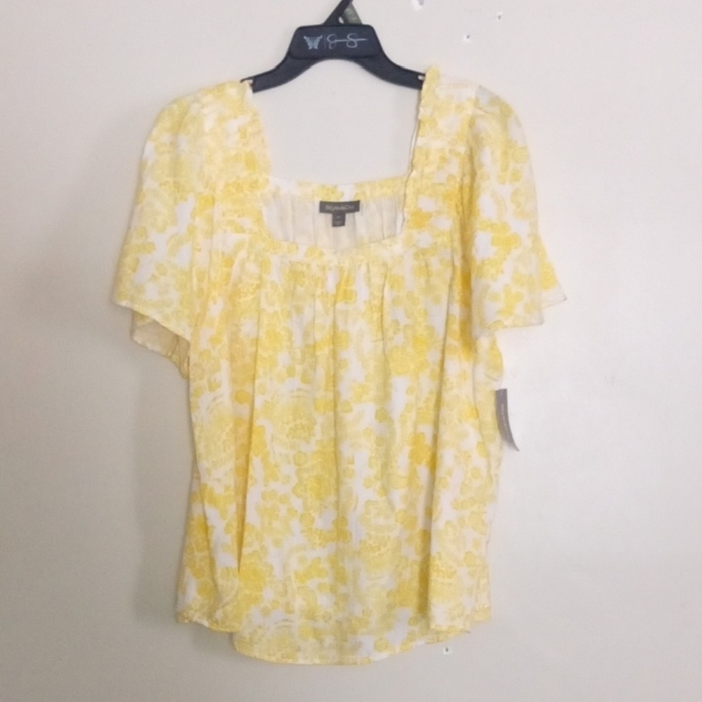 croft & barrow Yellow and White Floral Short-Sleeve Blouse